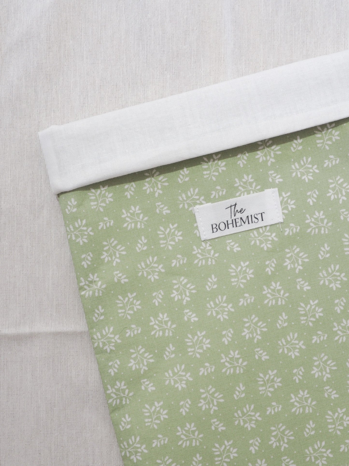 Pochette à livre broché • Vanessa