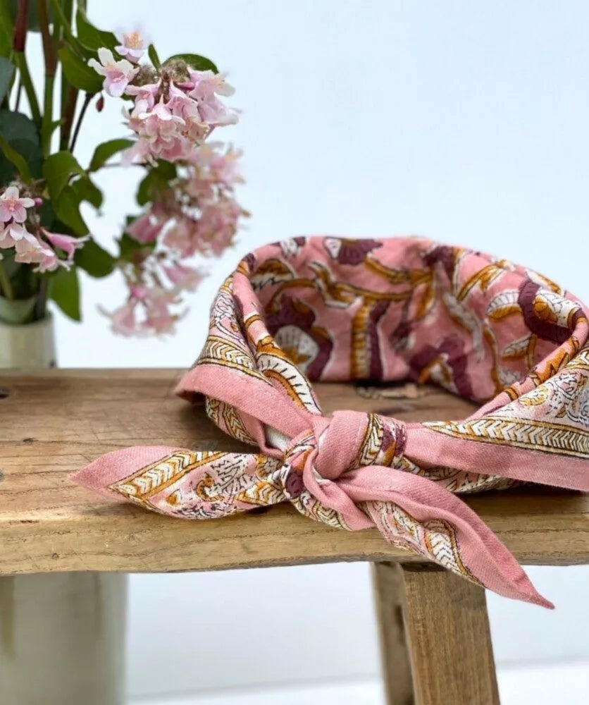 Bandana rose