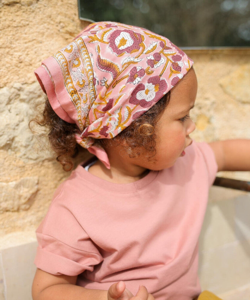 Bandana rose