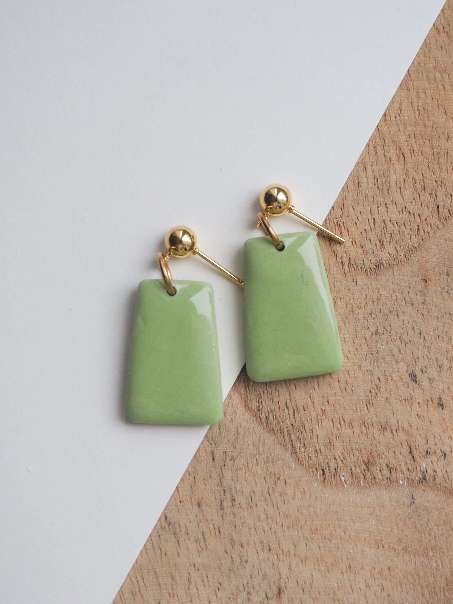 Boucles d’oreilles • Théa