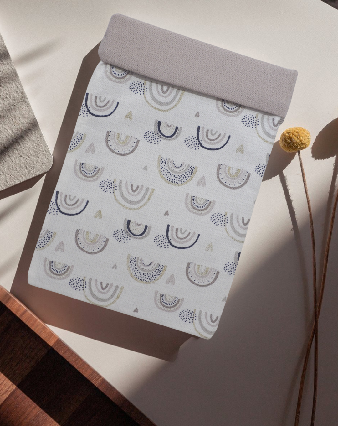 Pochette à livre poche • Hugo