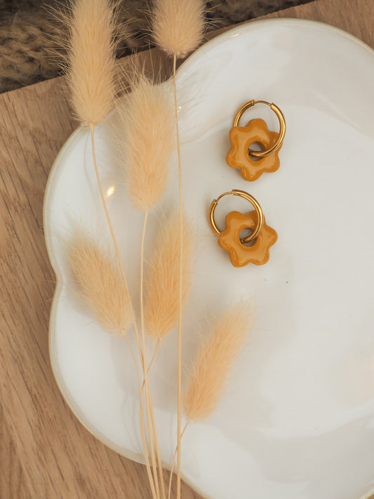 Cléo jaune moutarde