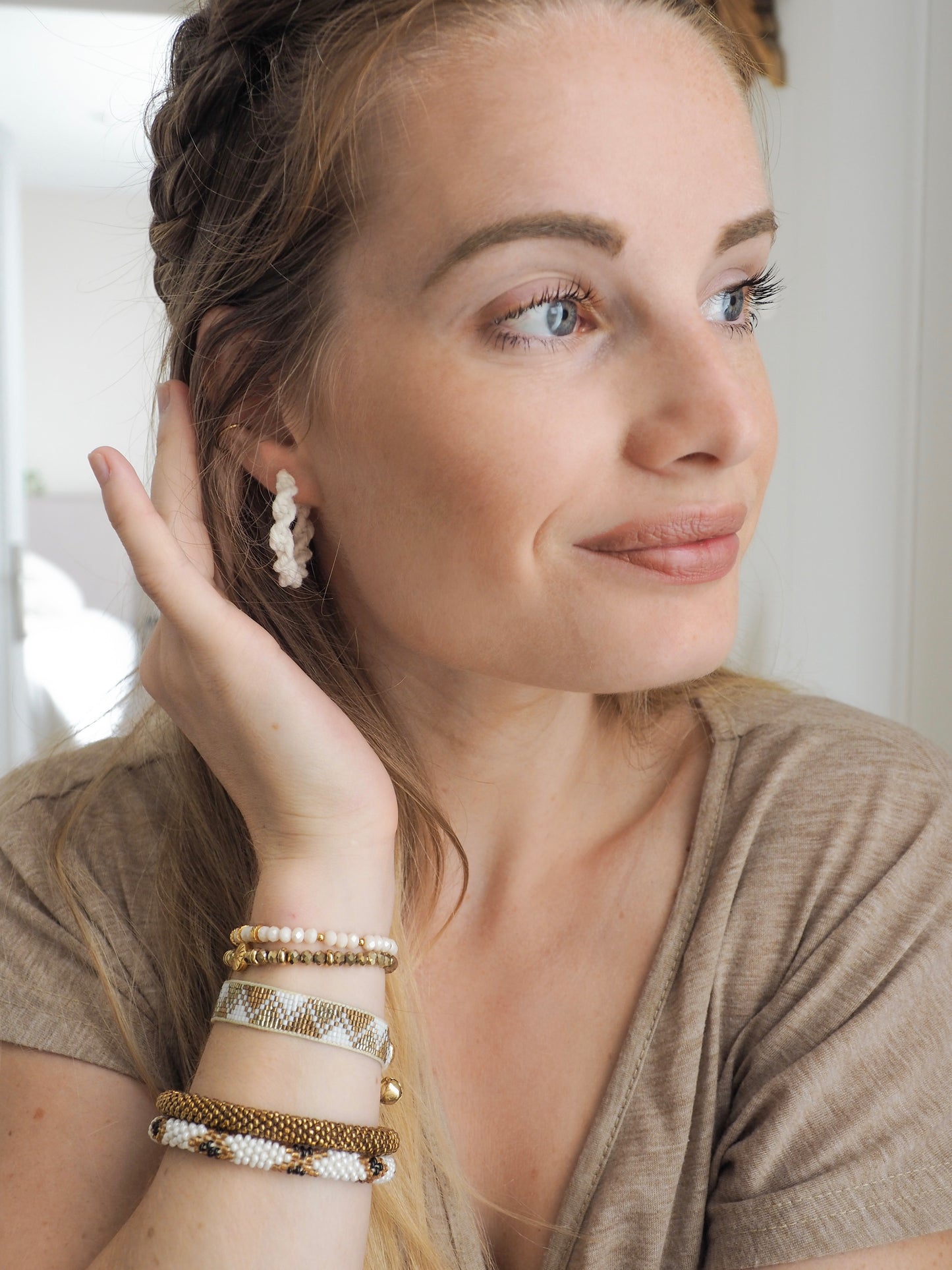 Boucles d'oreilles • Romane