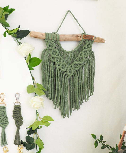 Macramé mural • Dublin