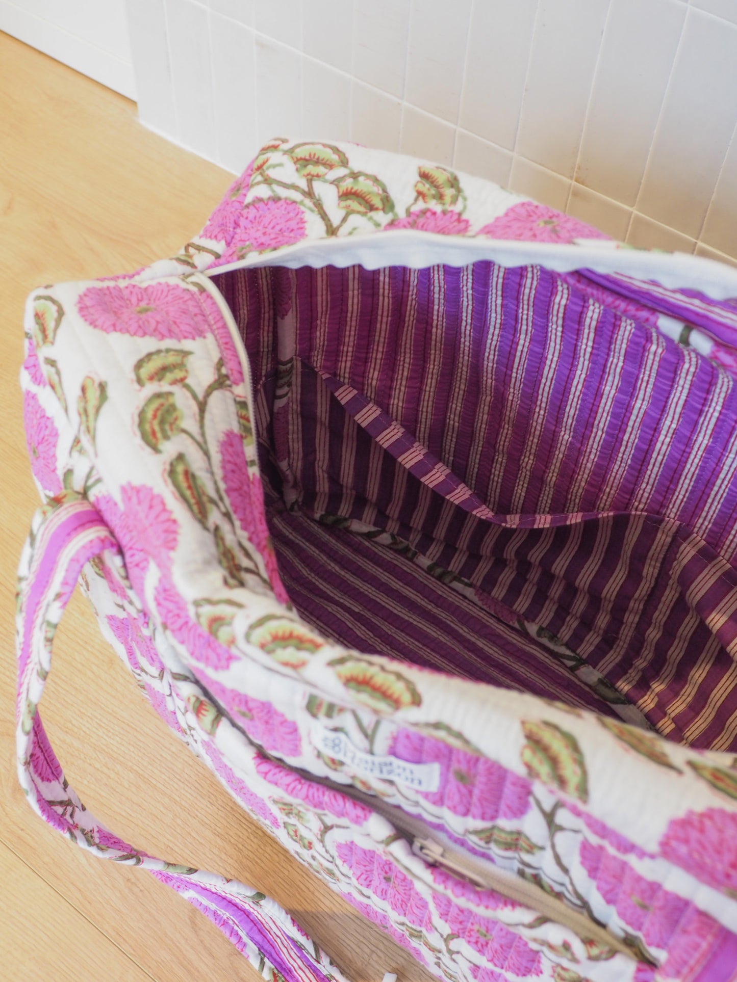 Sac weekend fleuri violet/blanc