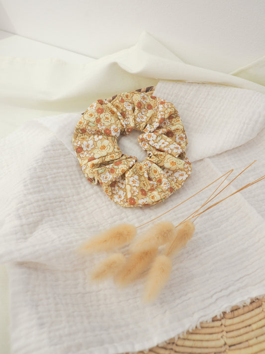 Chouchou fleuri jaune