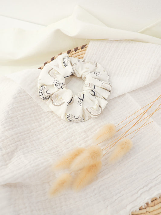 Chouchou arc en ciel gris