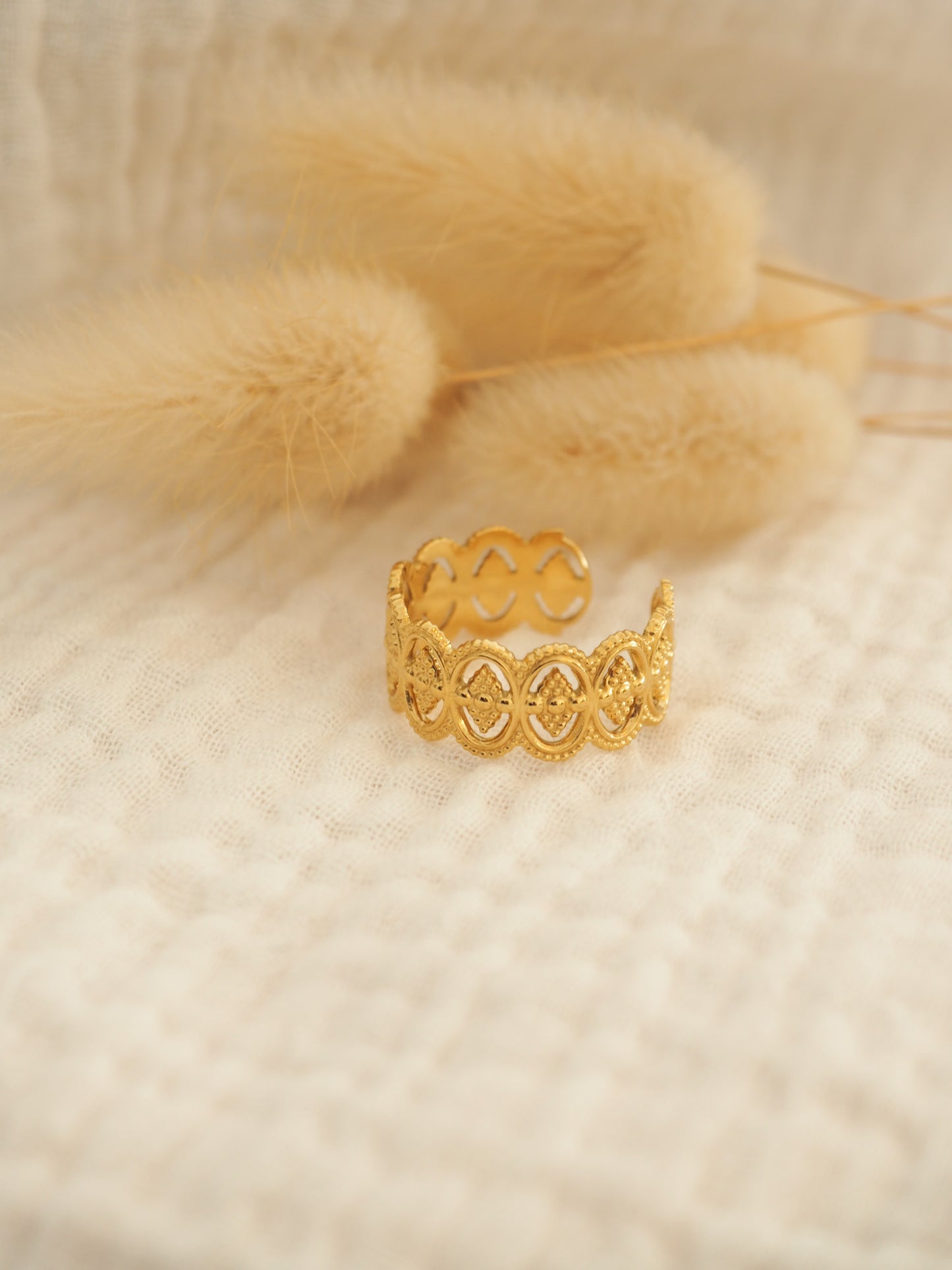 Bague large à motifs