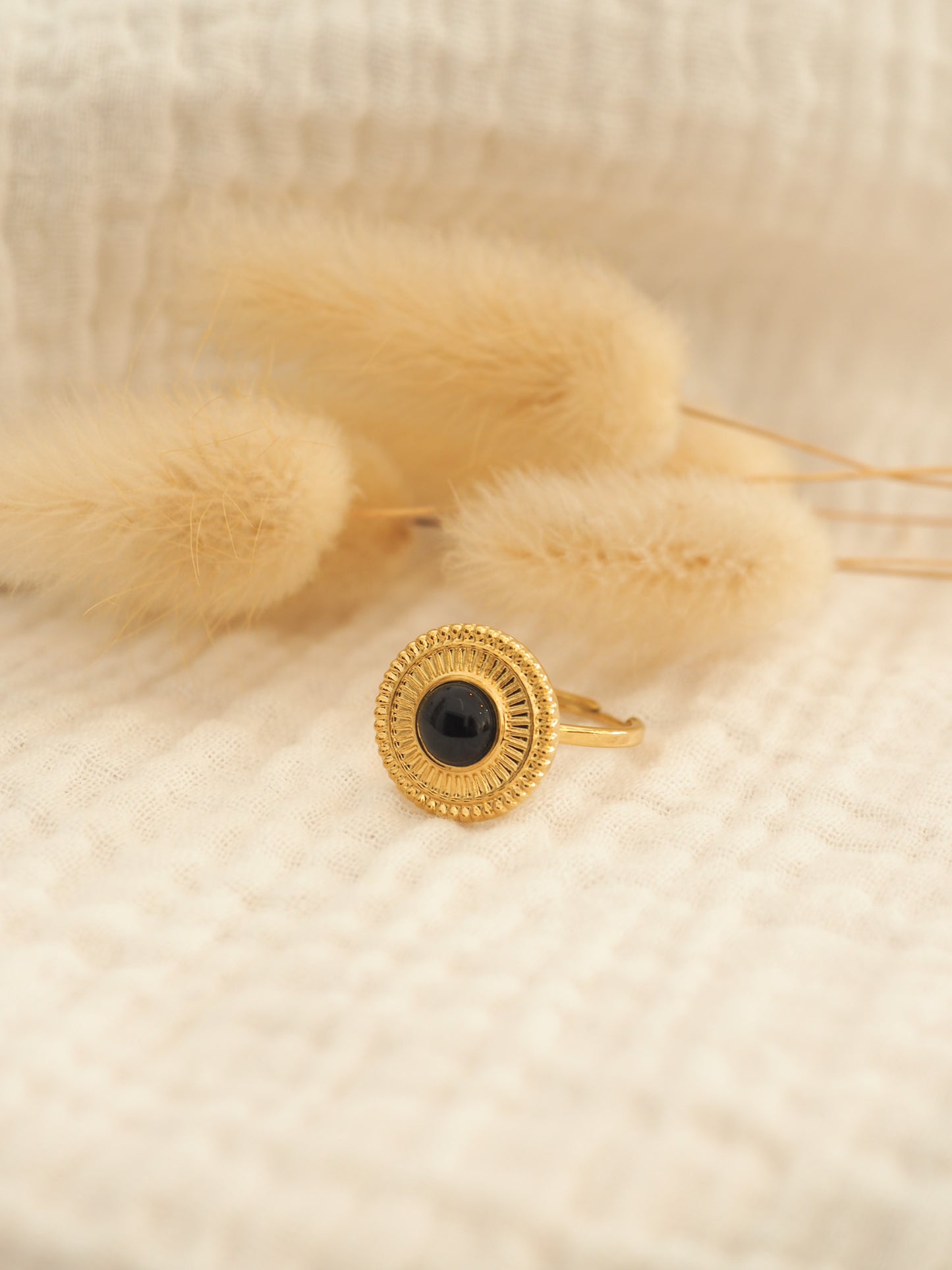 Bague médaillon noir