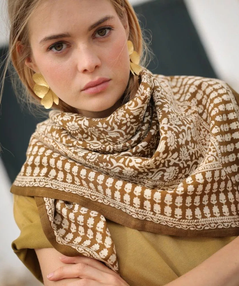 Foulard marron/écru
