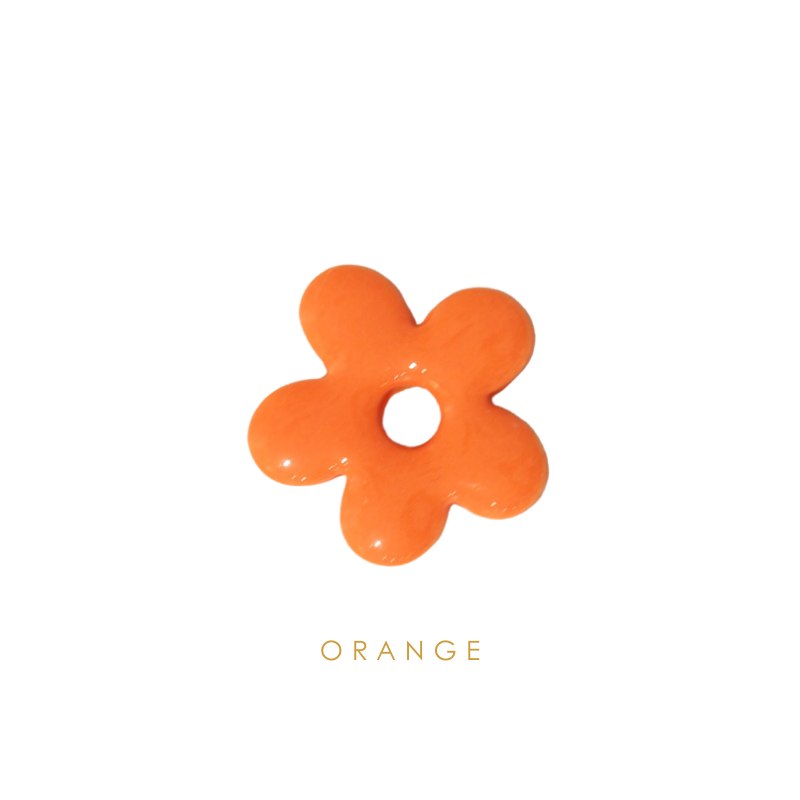 Interchangeable • Lilou