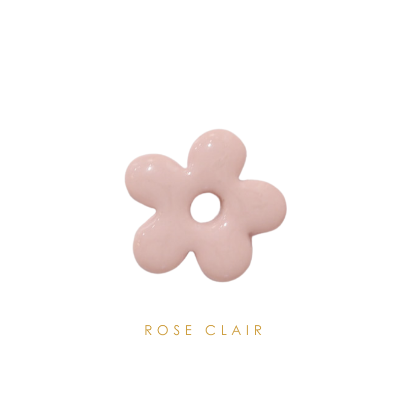 Interchangeable • Lilou