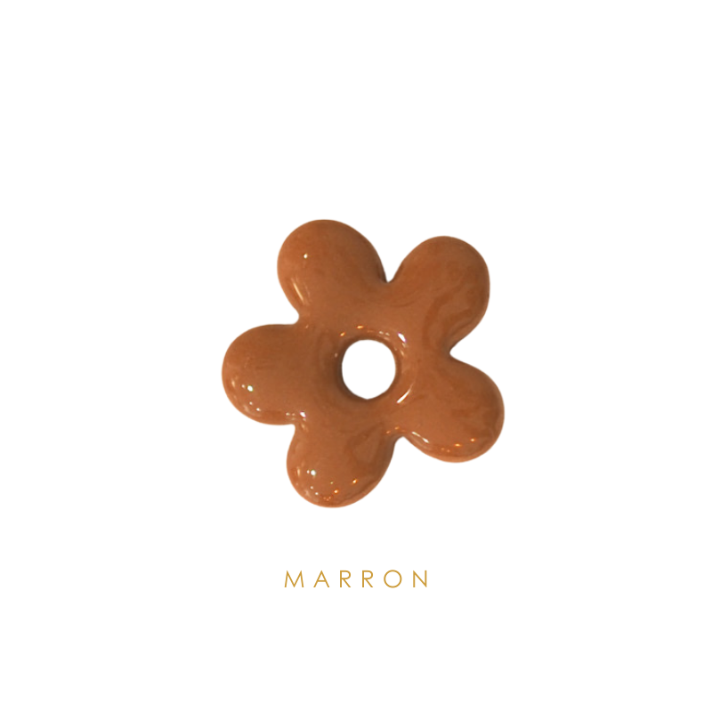 Interchangeable • Lilou