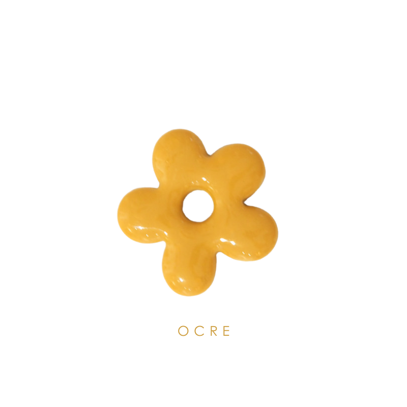 Interchangeable • Lilou