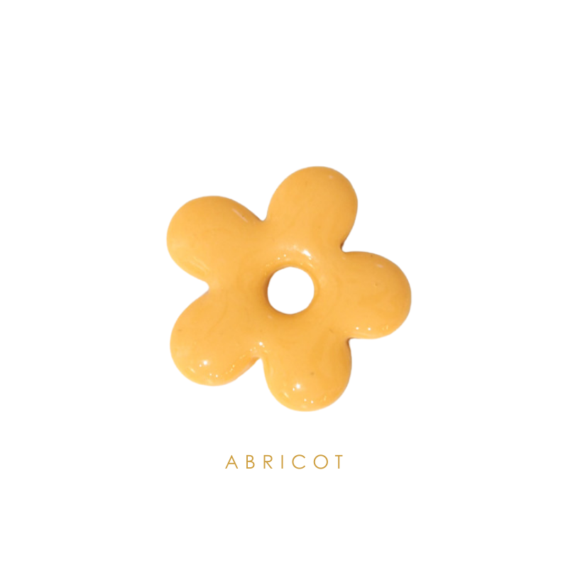 Interchangeable • Lilou