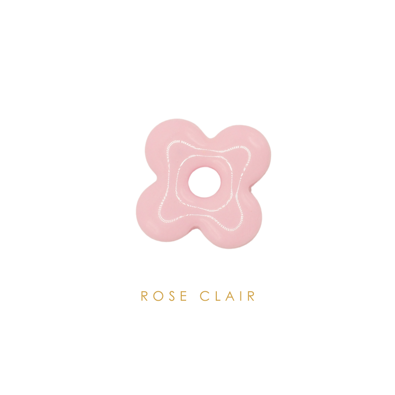 Interchangeable • Marie