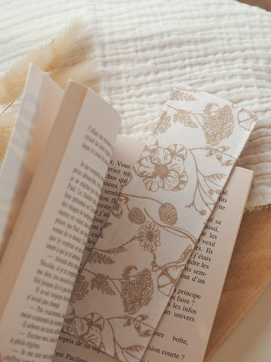 Marque page tissus • Fleurs/Beige