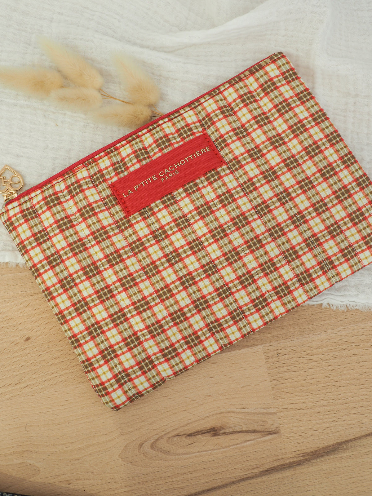 Pochette plate carreaux rouge