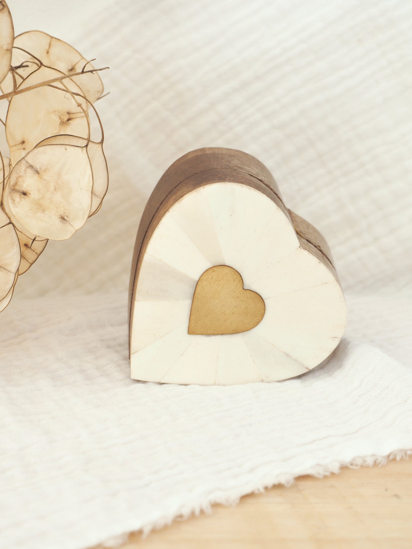 Boite coeur blanc et doré